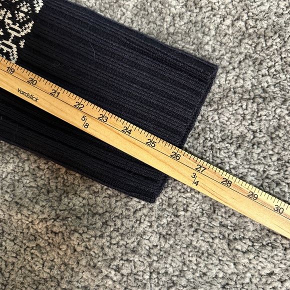 Free Assembly Fair Isle Sweater Size L NWT Cozy Knit - Picture 11 of 11